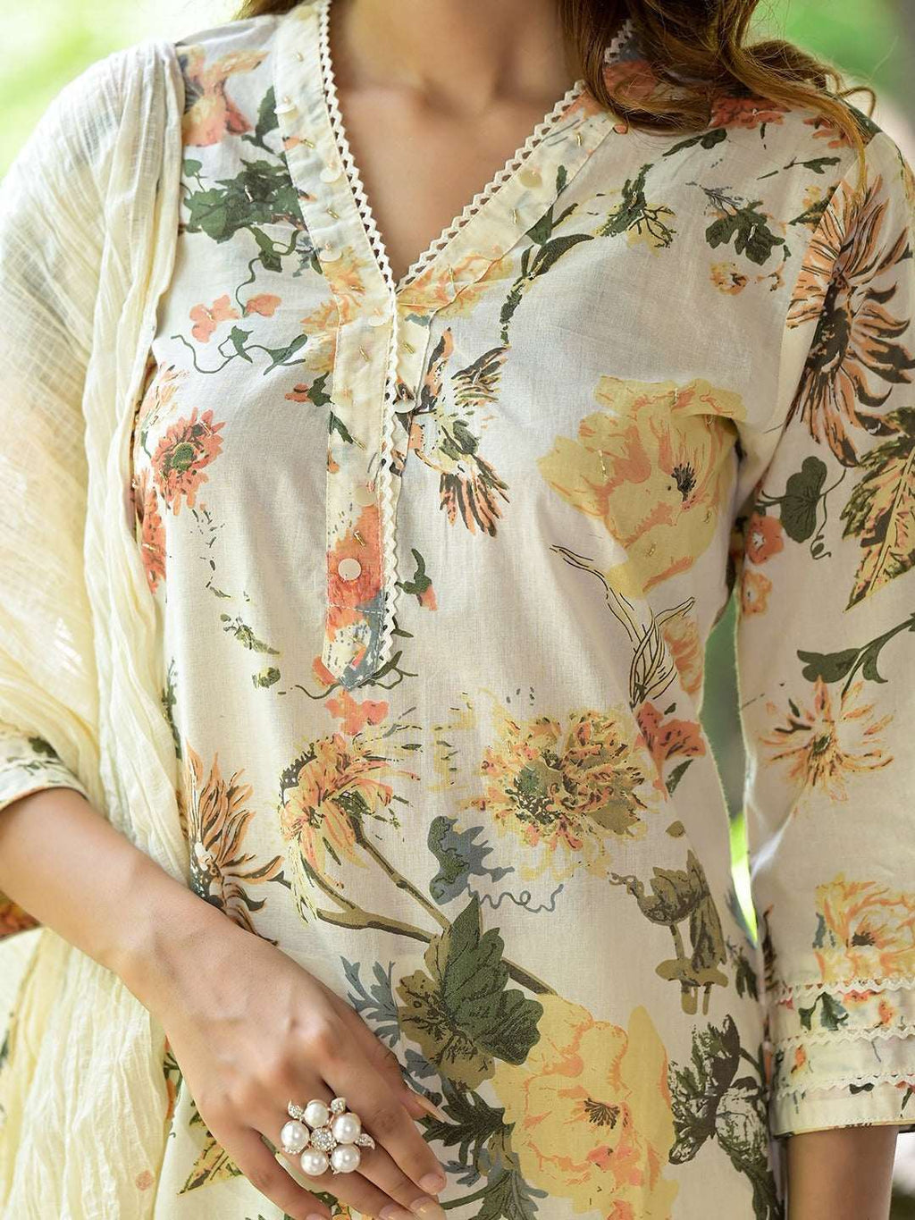 Cream floral print straight cotton kurta with pants for daily and office wear