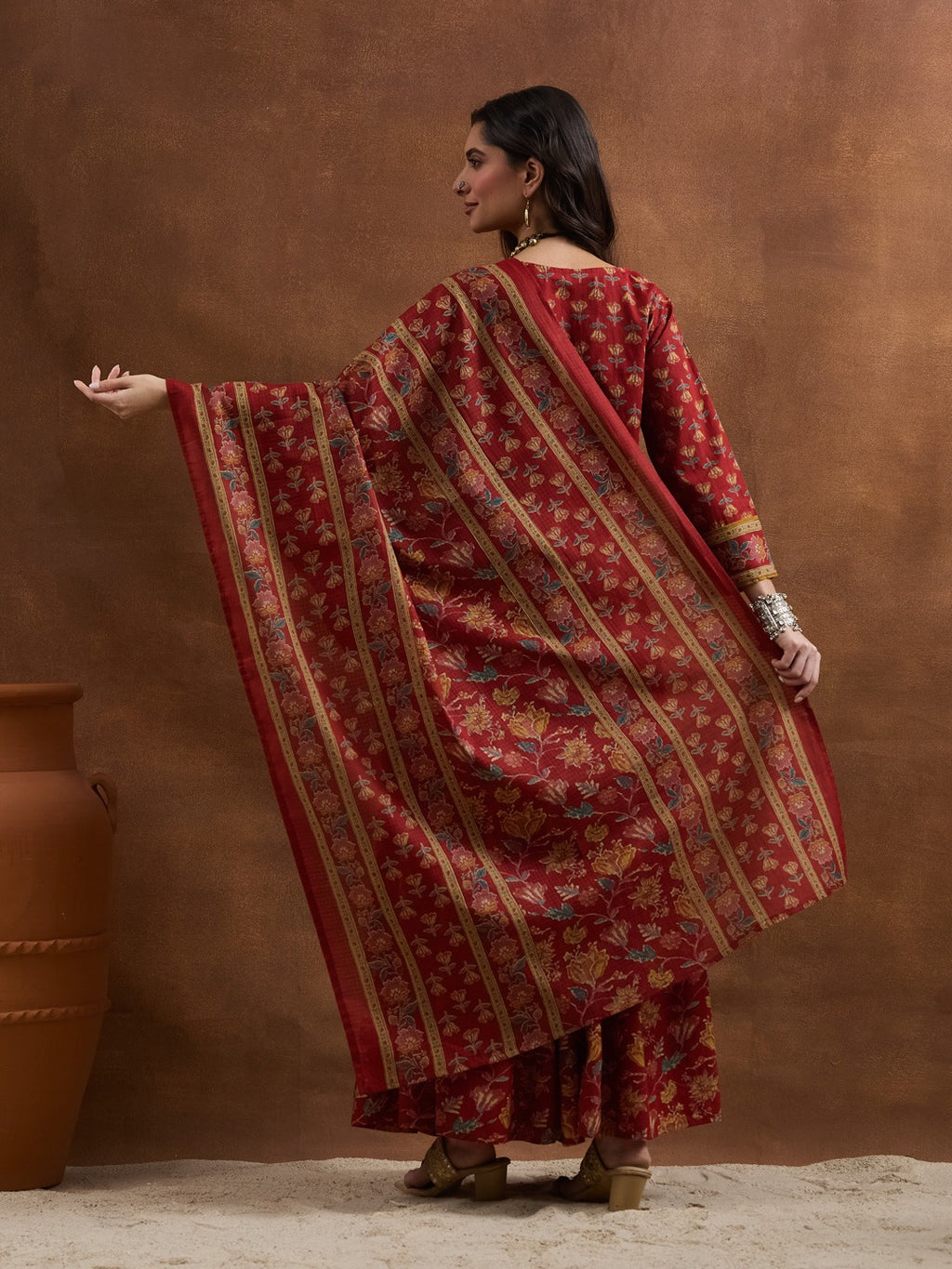 Red Floral Printed Cotton Straight Kurti Skirt & Dupatta Set