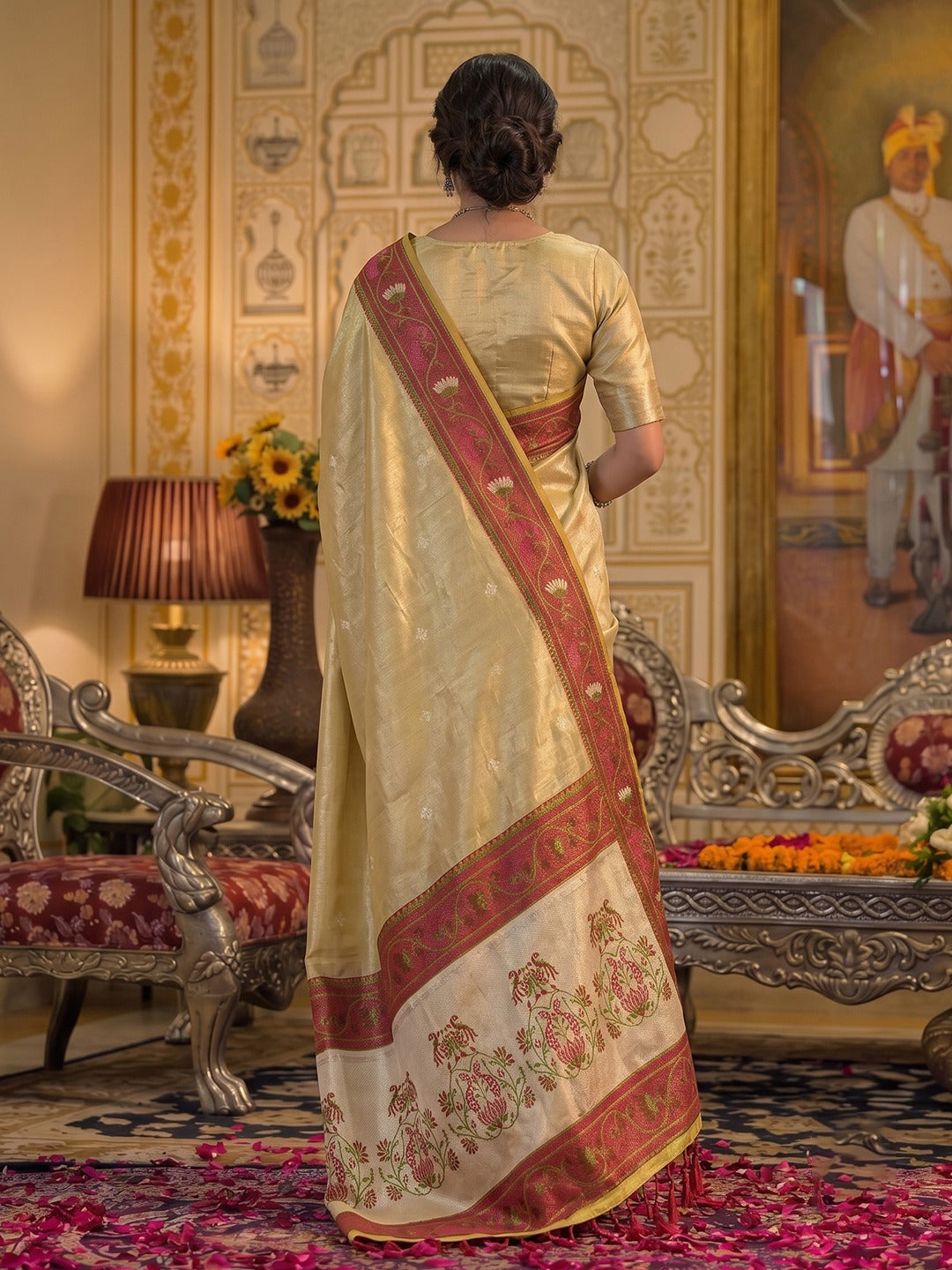 Exquisite Tissue Silk Saree with Intricate Designer Pallu & Woven Border