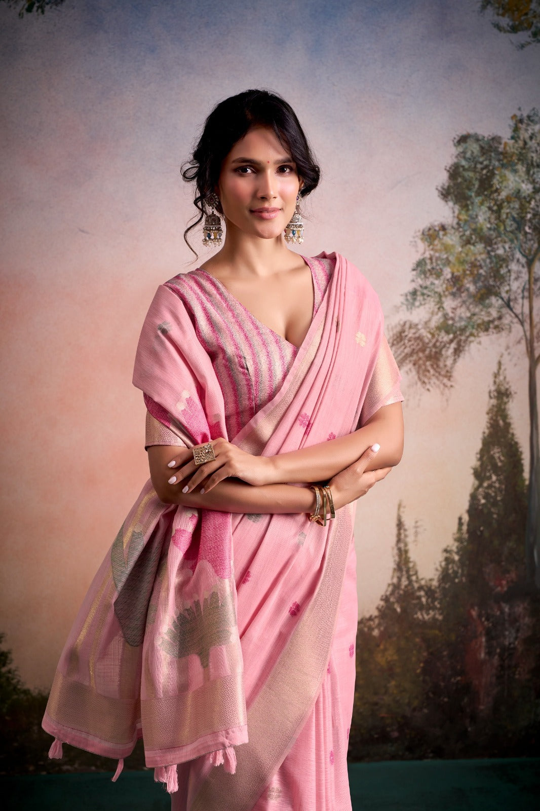 Ethereal Linen Silk Saree with Floral Motif Pallu & Printed Blouse Piece