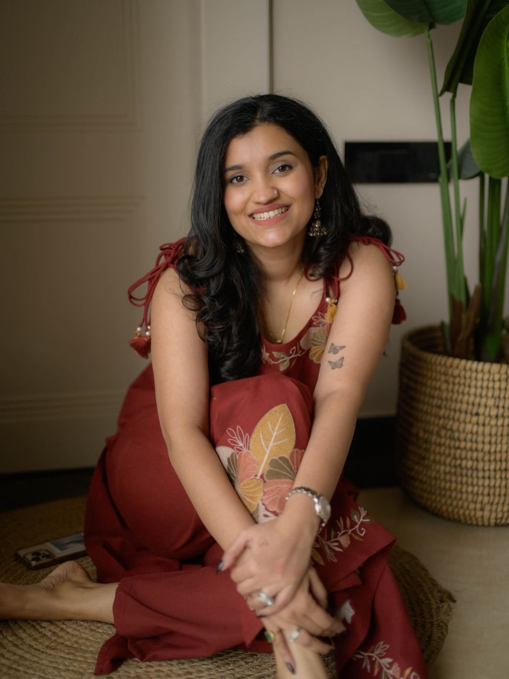 Effortless Glamour Meets Modern Charm: Heavily Embroidered Cotton Flex Sleeveless Kurta & Pant Set
