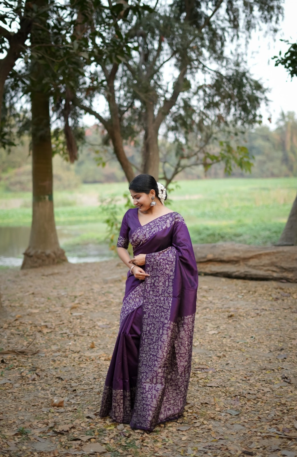 Royal Handloom Raw Silk Saree with Gala Border Detail & Running Blouse Piece