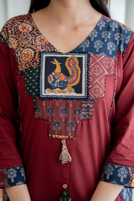 Effortless Elegance: Handcrafted Cotton Kurta Set with Applique, Katha Work & Designer Pockets