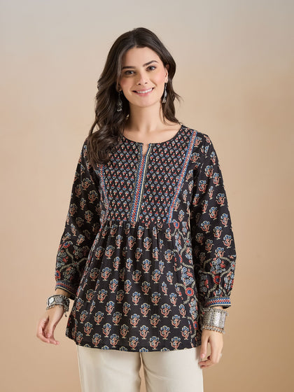 Floral Print Cotton Peplum Fit Black TopColor