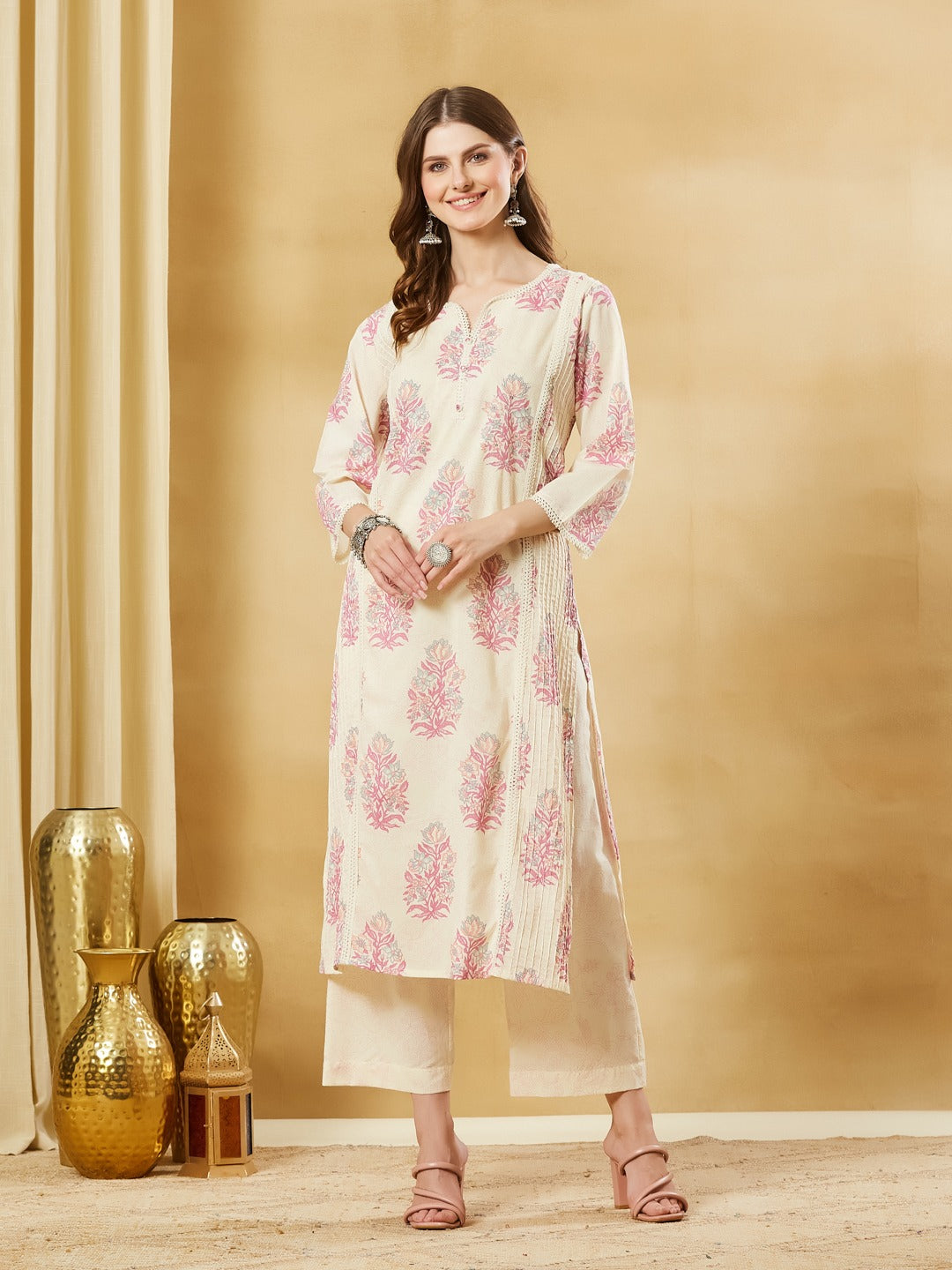 Pink Kurta Pant Set With Dupatta