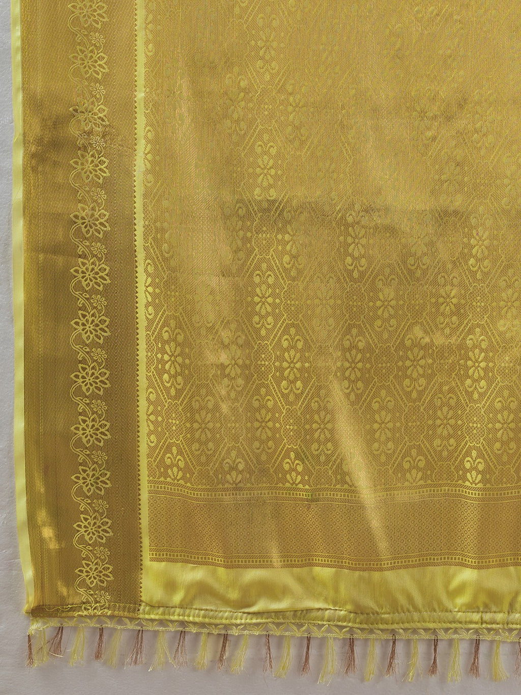 Royal Kanchivaram Silk Sarees: Pure Opulence for Weddings & Celebrations