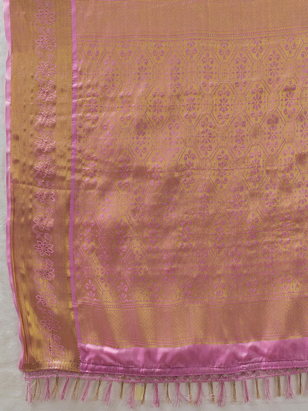 Royal Kanchivaram Silk Sarees: Pure Opulence for Weddings & Celebrations
