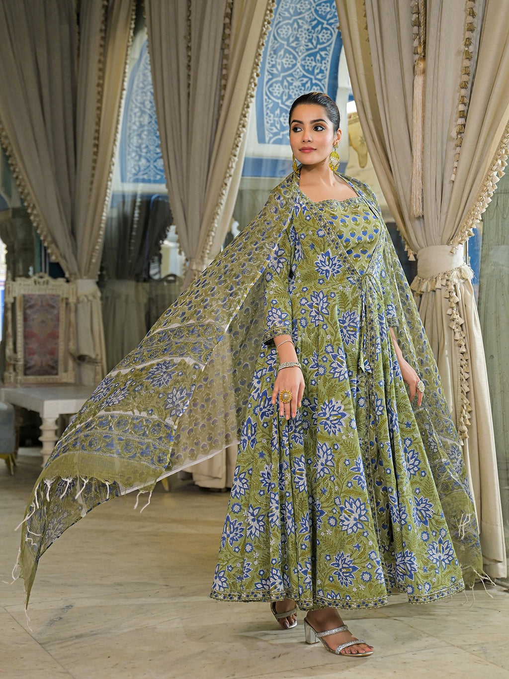 Green Hand Block Anarkali Kurta Pant With Dupatta & Jacket