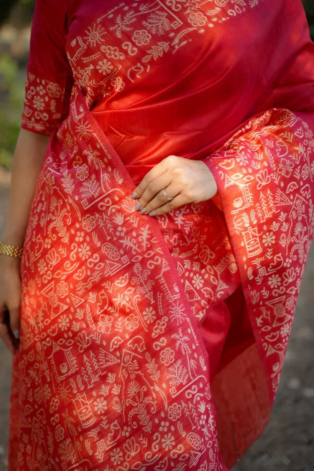 Royal Handloom Raw Silk Saree with Gala Border Detail & Running Blouse Piece