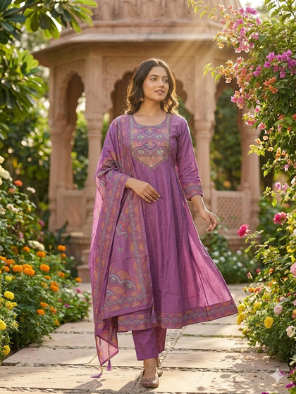 Elegant Lavender-Mauve Roman Silk Suit Set with Handwork Yoke