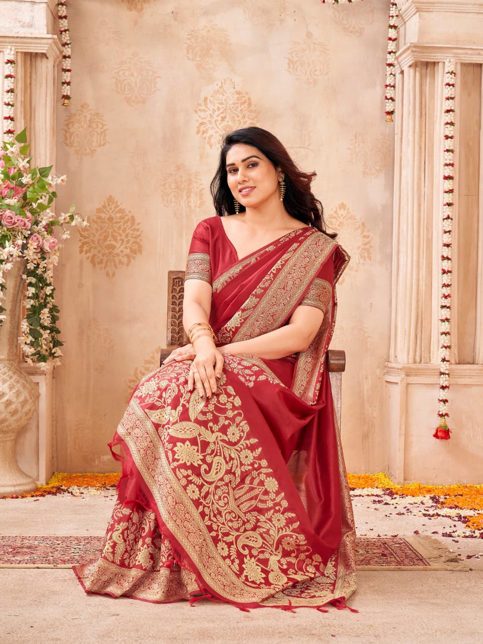 Bangalori Handloom Raw Silk Saree with Intricate Peacock & Jal Weaves