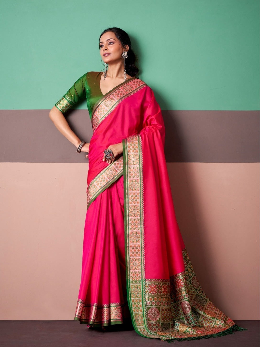 Pure Elegance: Premium Patola Silk Saree with Zari Border & Unstitched Blouse