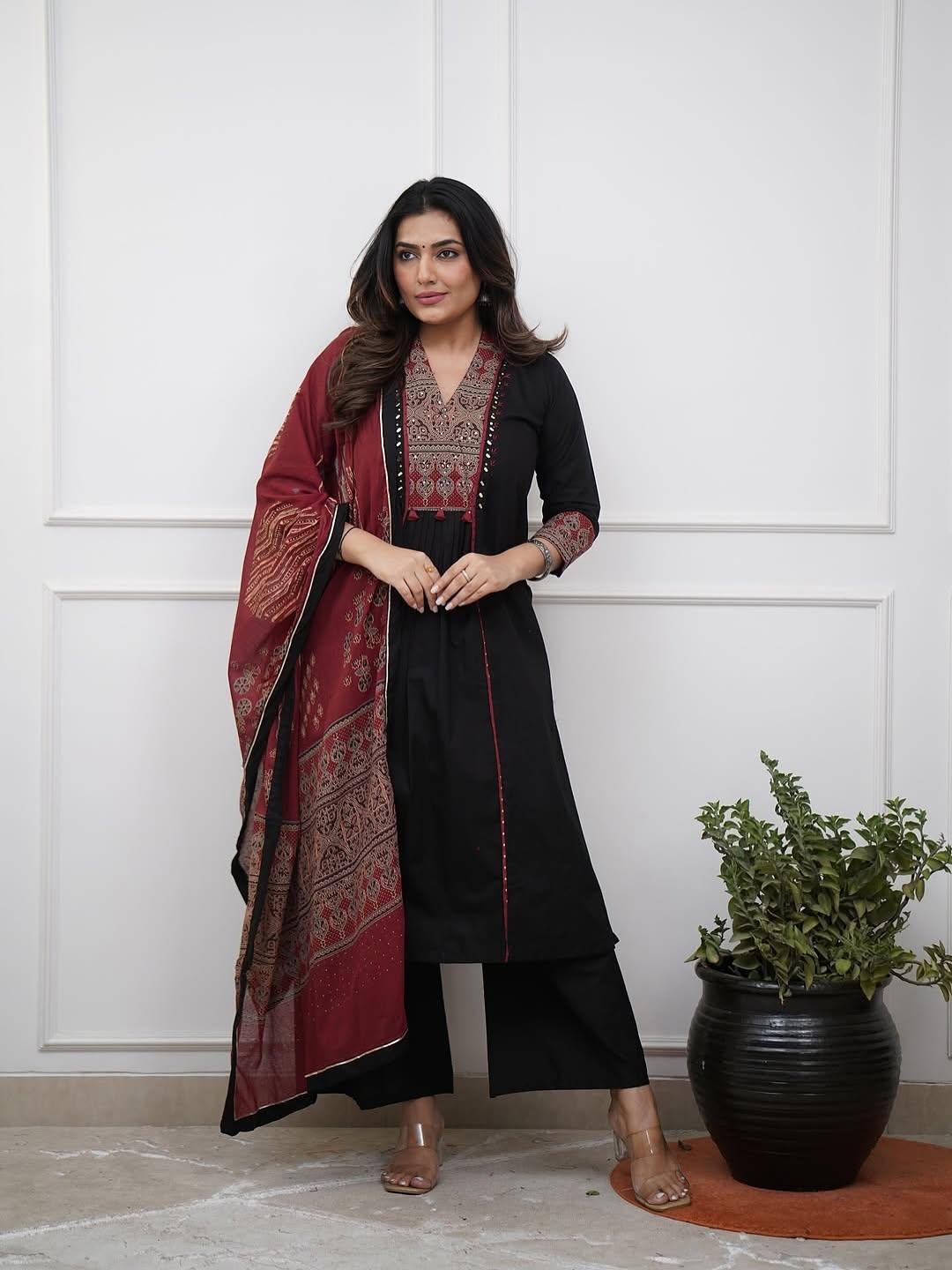 Steal the Spotlight: Handcrafted Mirror-Work Anarkali Kurta Set in Pure Cotton