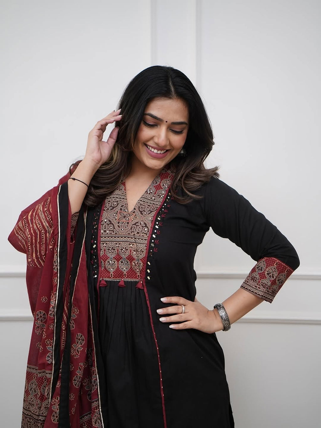 Steal the Spotlight: Handcrafted Mirror-Work Anarkali Kurta Set in Pure Cotton