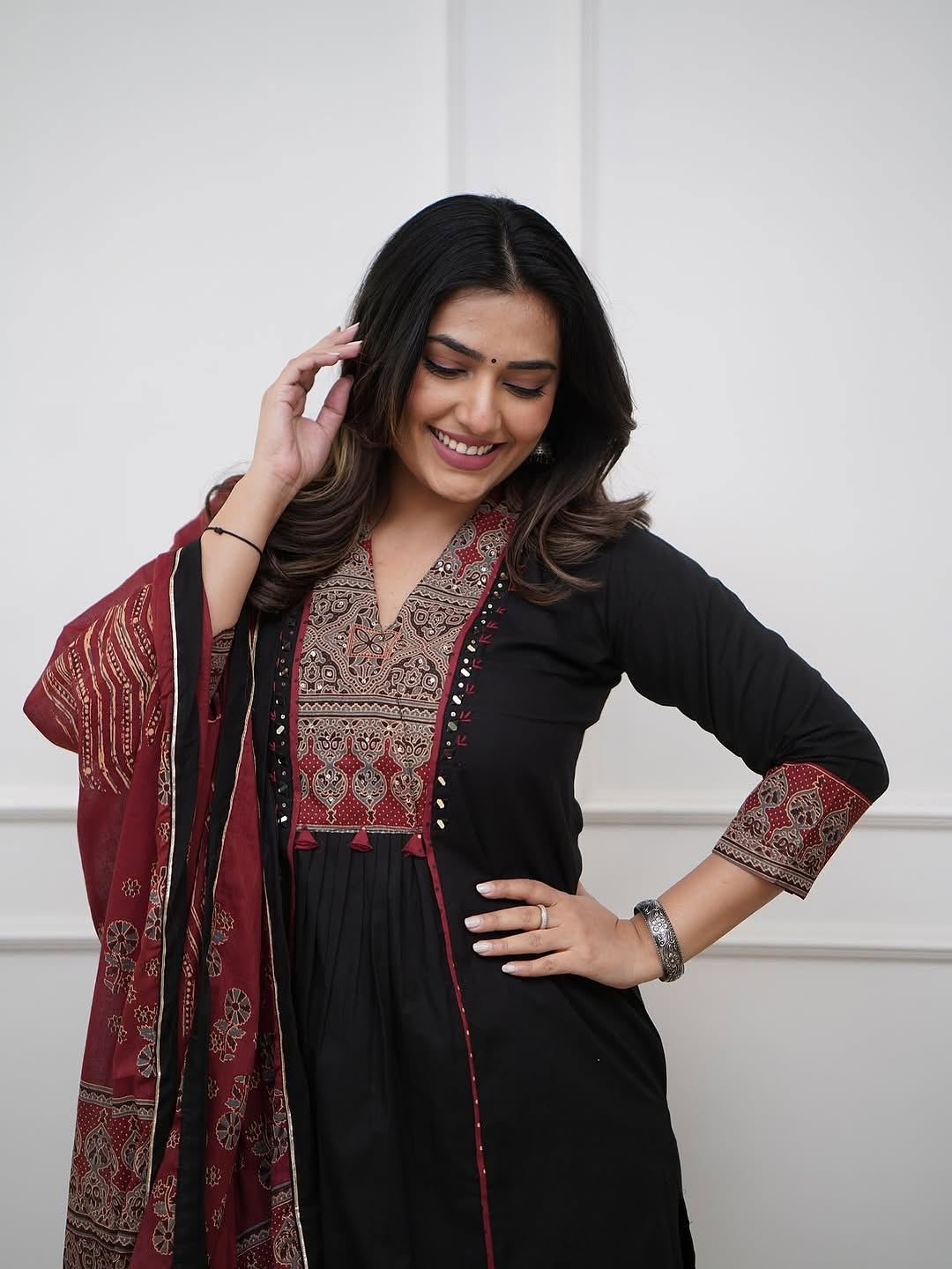 Steal the Spotlight: Handcrafted Mirror-Work Anarkali Kurta Set in Pure Cotton