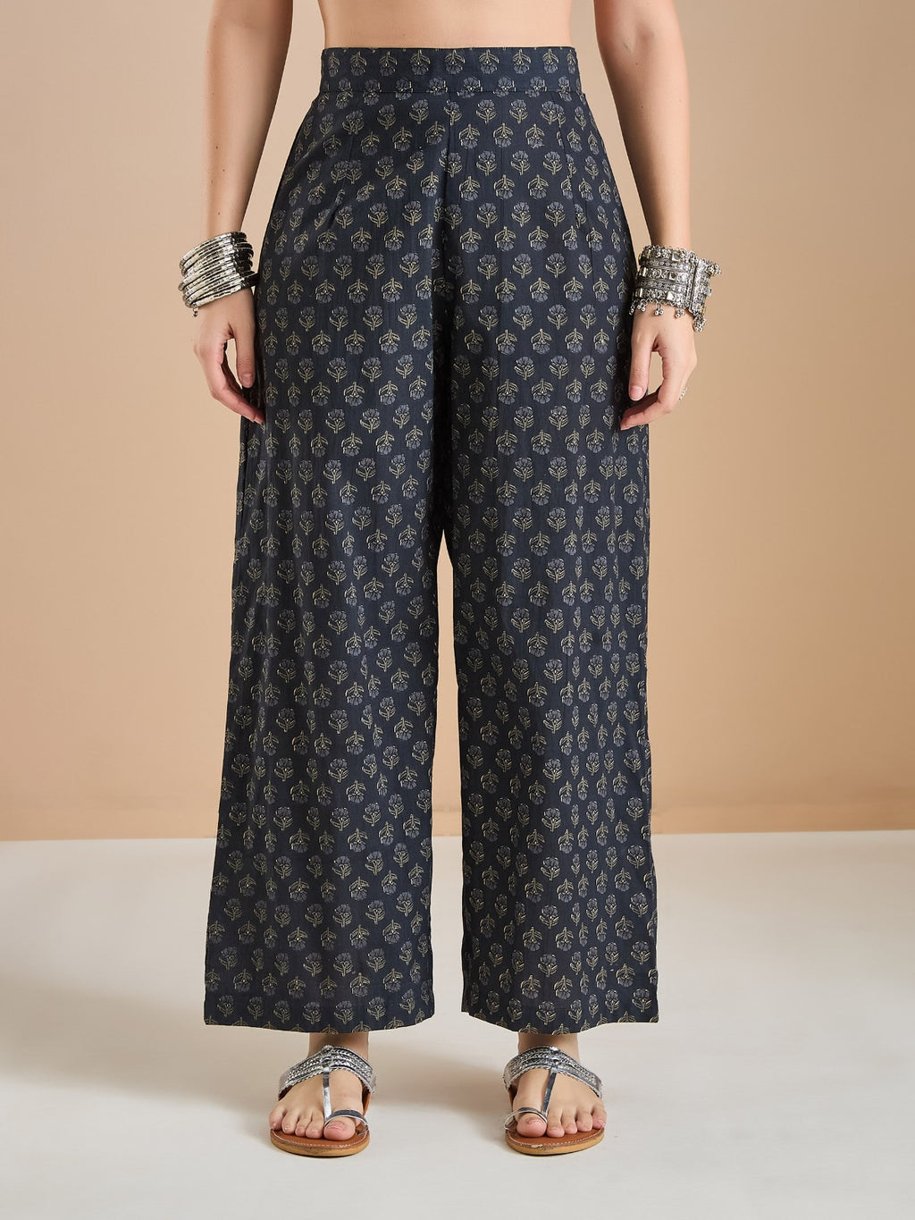 Women Floral Printed Pure Cotton A-line Black Kurta With Palazzos