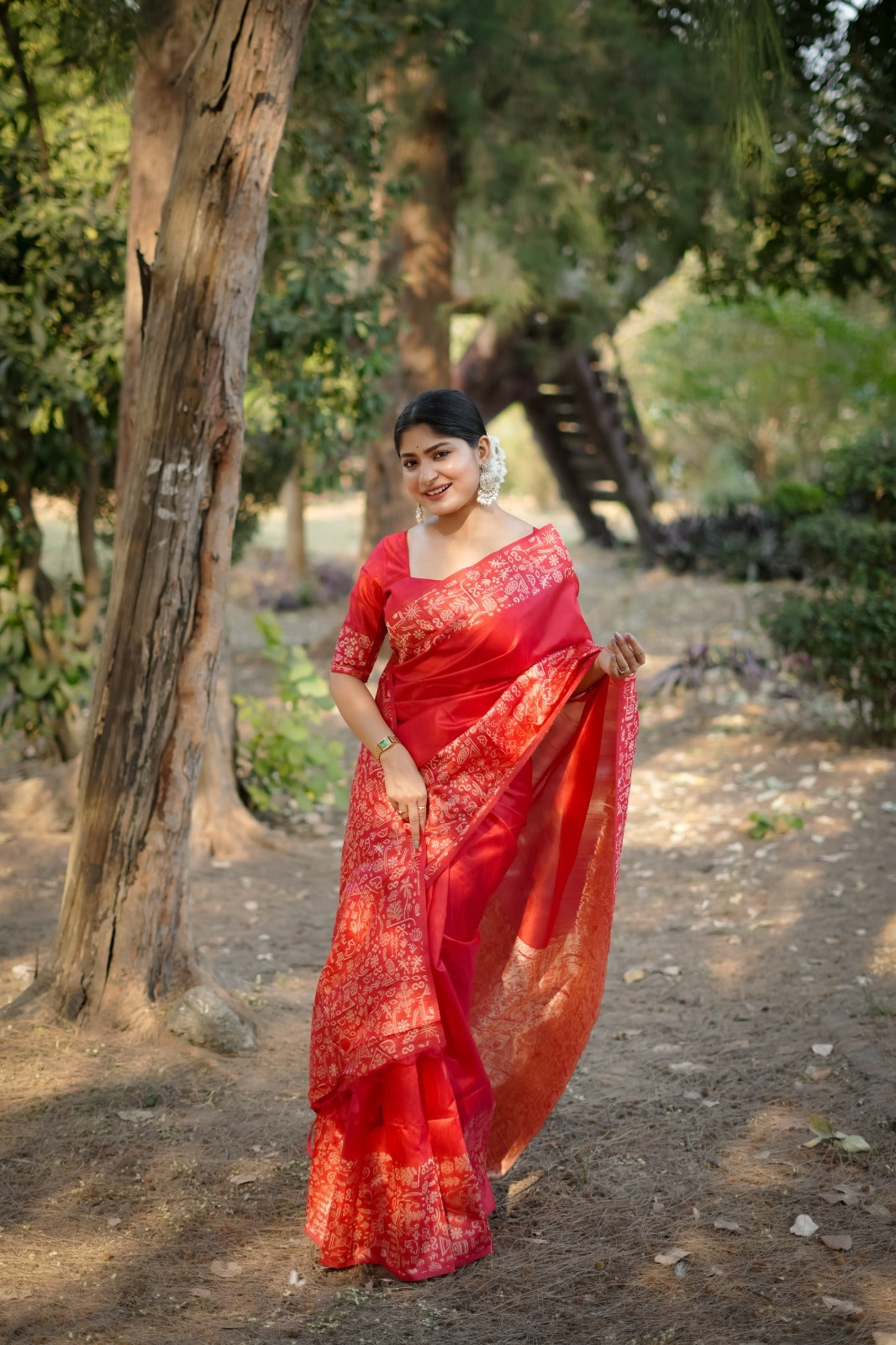 Royal Handloom Raw Silk Saree with Gala Border Detail & Running Blouse Piece