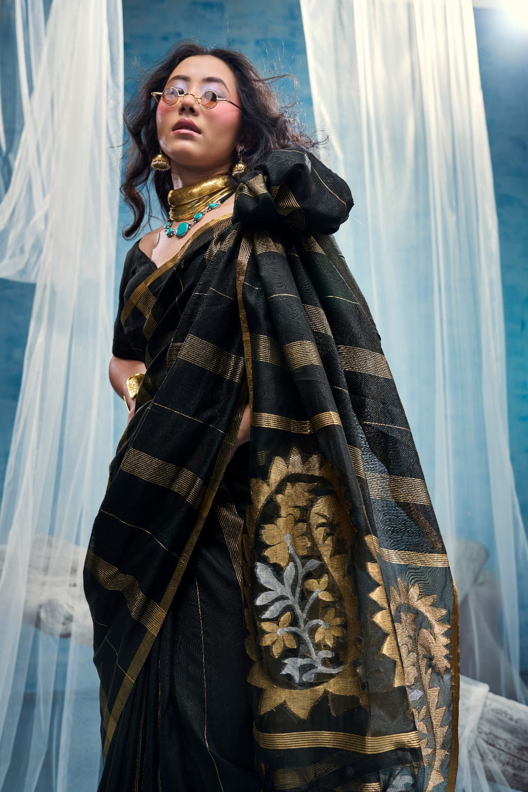Premium Munga Cotton Handloom Saree with Matching Blouse