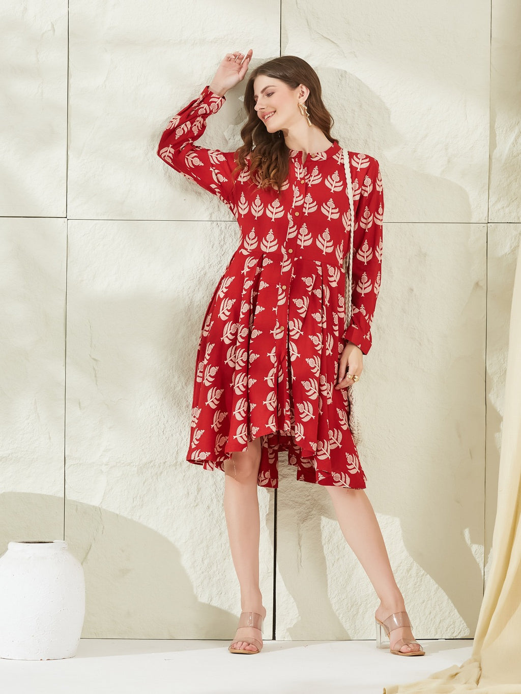 Red Boat Neck Viscose Rayon Knee-Length Dress