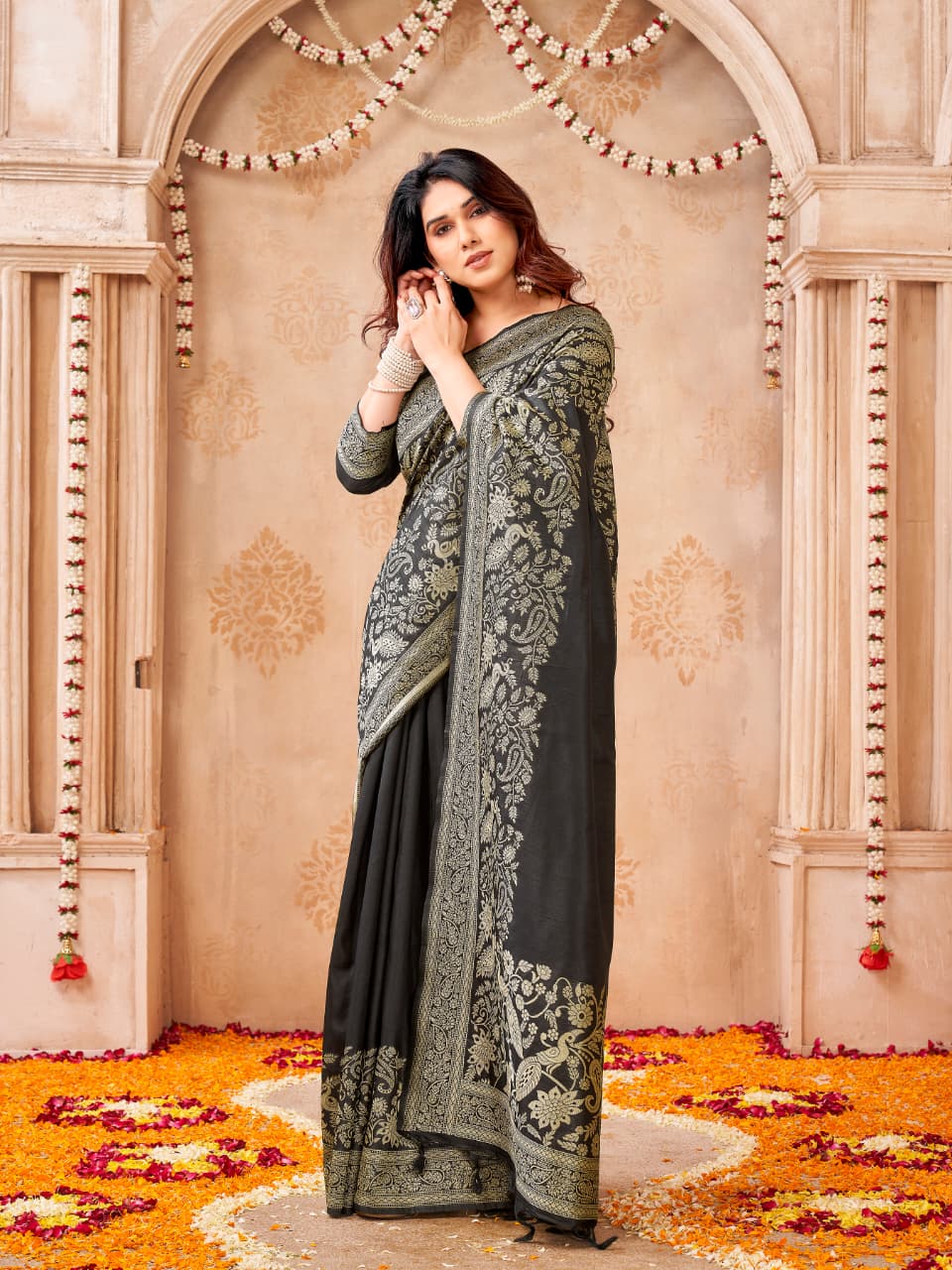 Bangalori Handloom Raw Silk Saree with Intricate Peacock & Jal Weaves