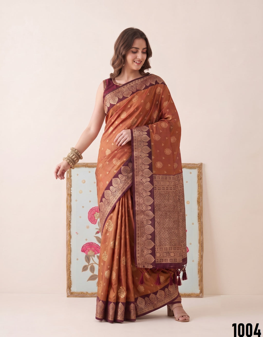 Royal Silk Saree with Traditional Woven Contrast Zari Border & Elegant Pallu