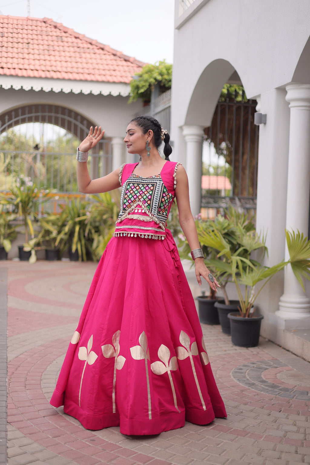 Royal Garba Glamour – Stunning Lehenga Choli Collection
