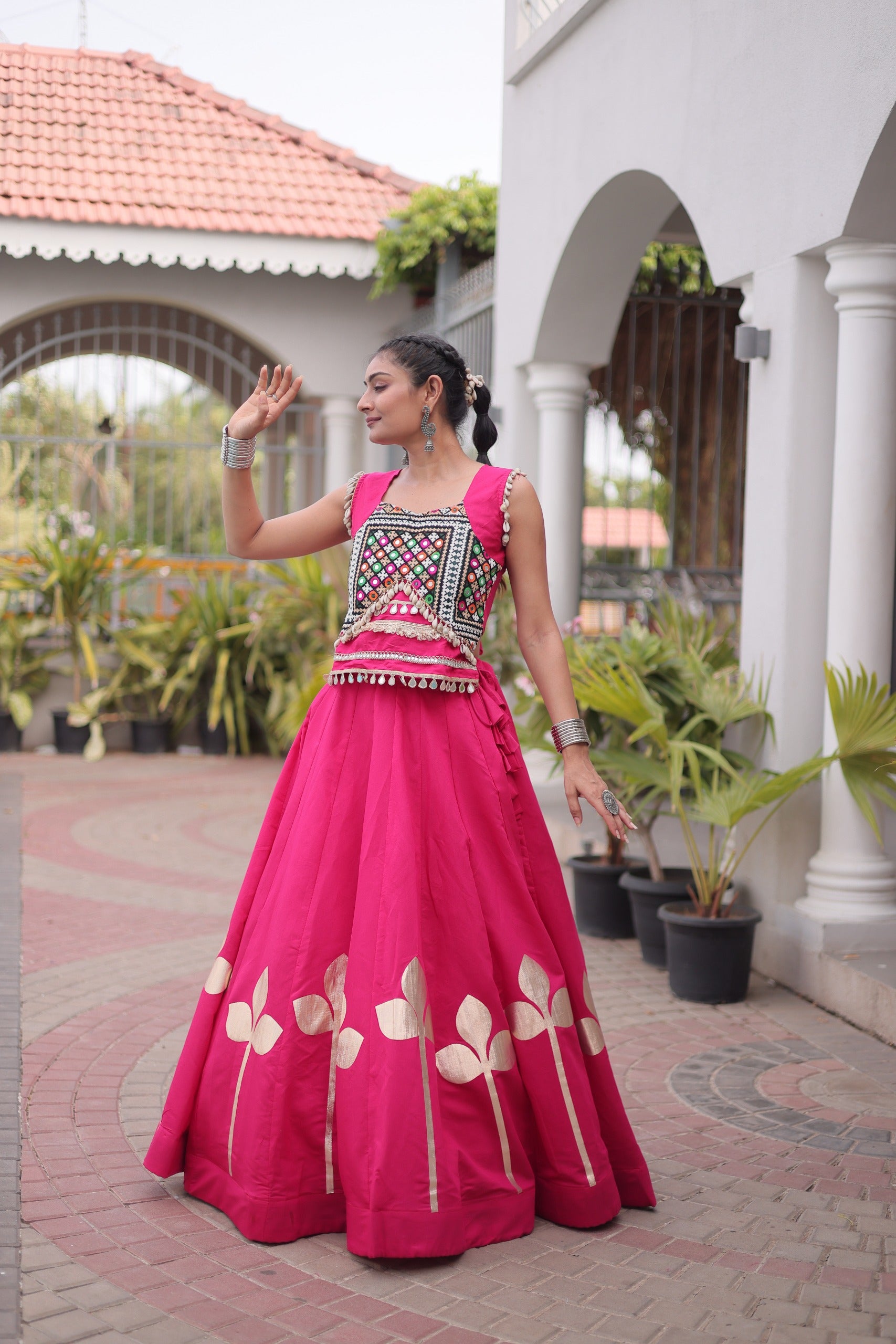 Royal Garba Glamour – Stunning Lehenga Choli Collection