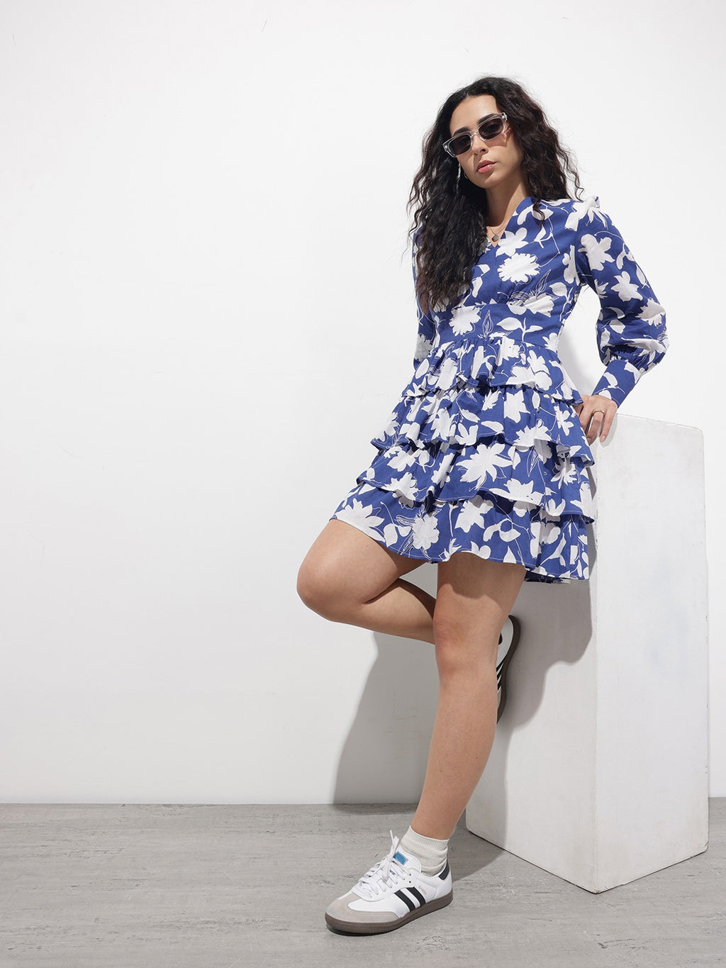 Long Sleeve Blue V-Neck Cotton Midi Dress