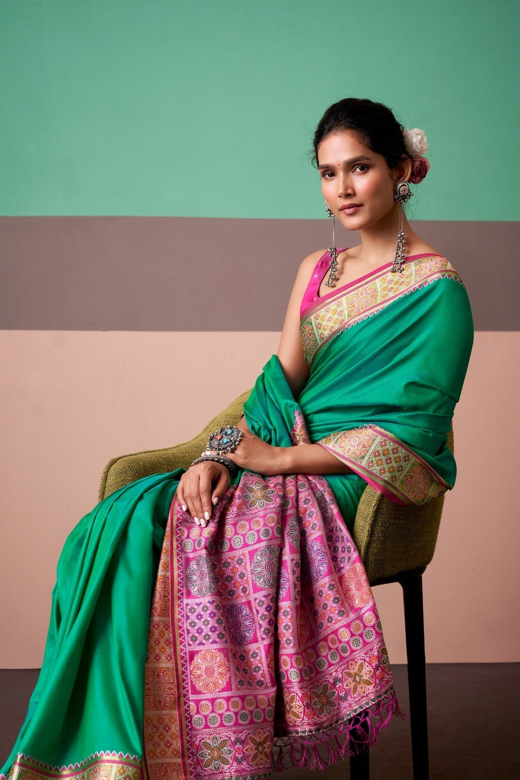 Pure Elegance: Premium Patola Silk Saree with Zari Border & Unstitched Blouse