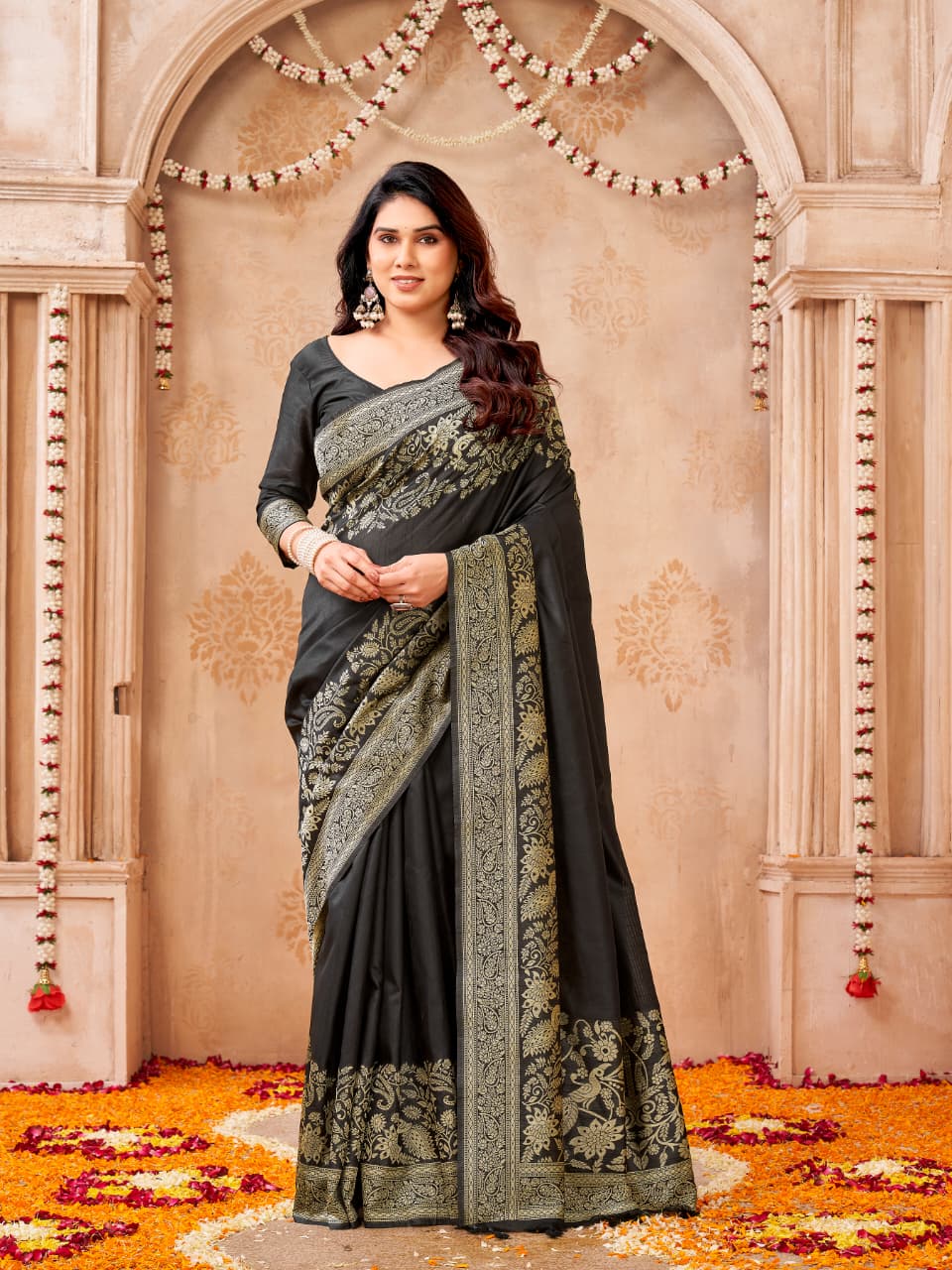 Bangalori Handloom Raw Silk Saree with Intricate Peacock & Jal Weaves