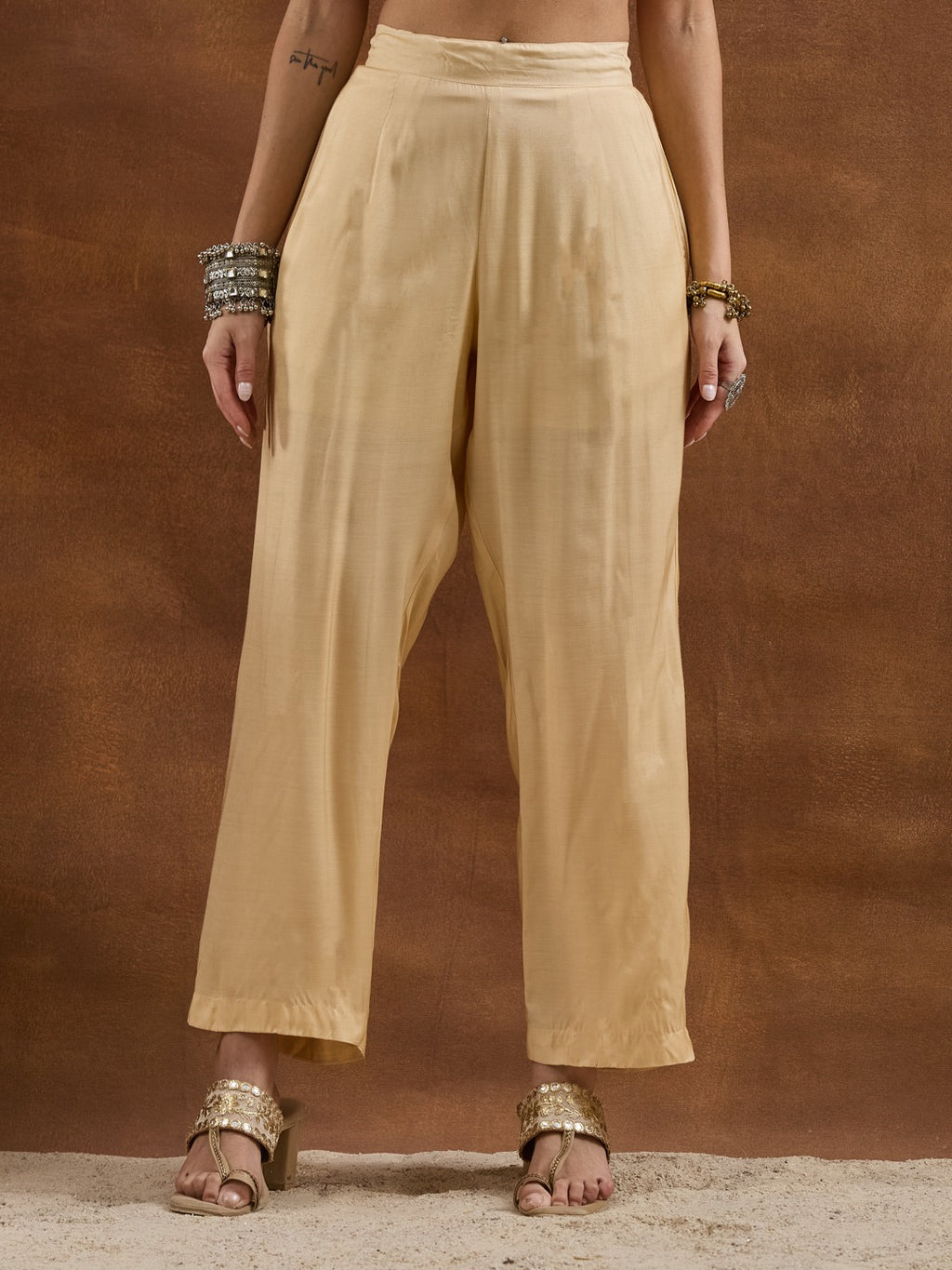 Navy Cream Muslin Tie-and-Dye Straight Kurta Set with Mirror & Embroidery Work