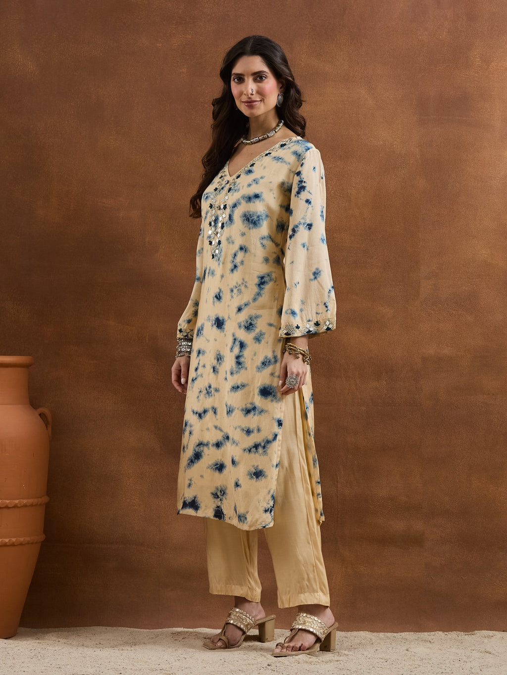 Navy Cream Muslin Tie-and-Dye Straight Kurta Set with Mirror & Embroidery Work