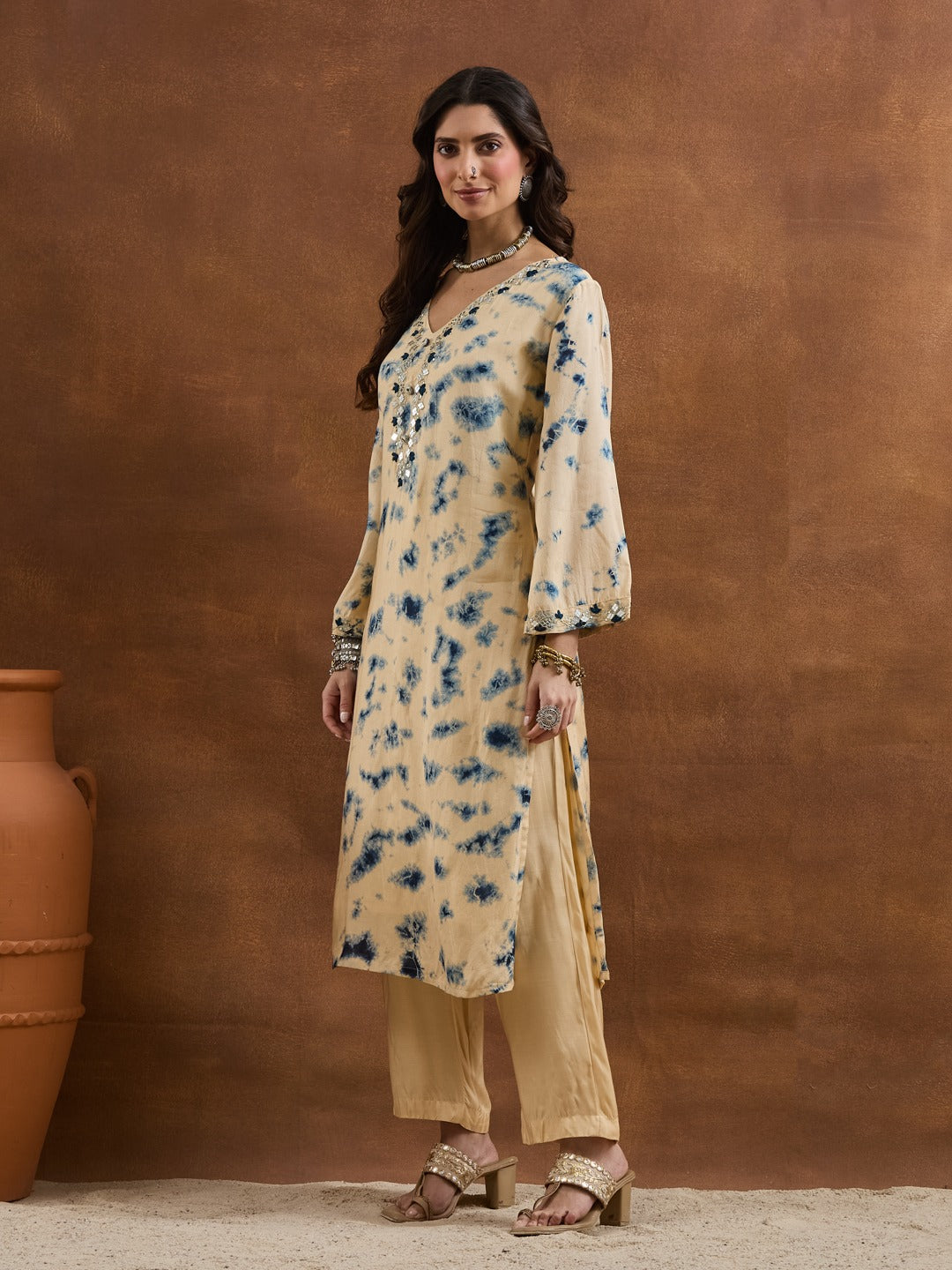 Navy Cream Muslin Tie-and-Dye Straight Kurta Set with Mirror & Embroidery Work