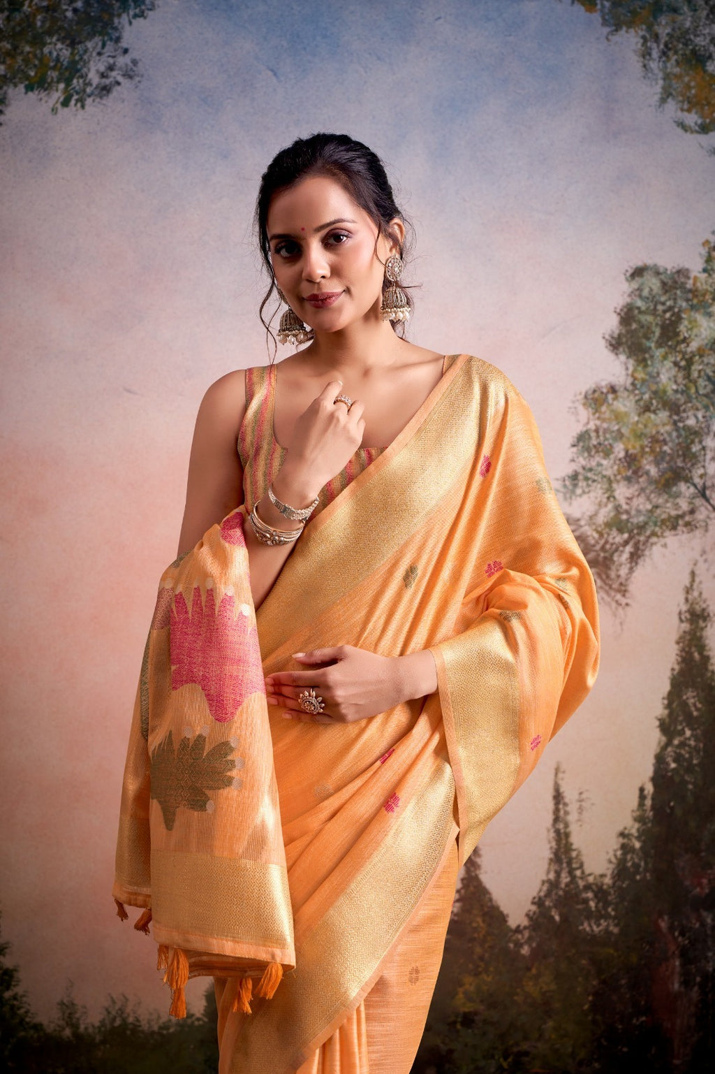Ethereal Linen Silk Saree with Floral Motif Pallu & Printed Blouse Piece