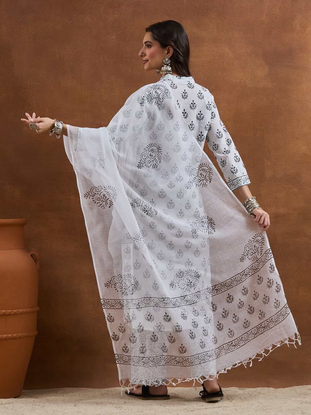 Women's Floral Buti V-Neck Pure Cotton Kurta Set with Kota Doria Dupatta