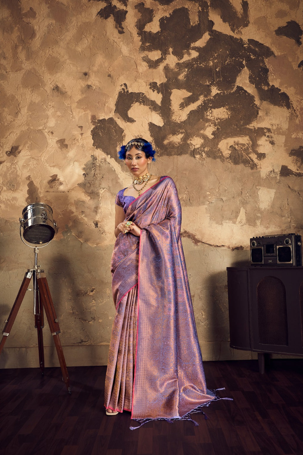 Ethereal Handloom Silk Saree with Intricate Weaving & Unstitched Blouse Piece