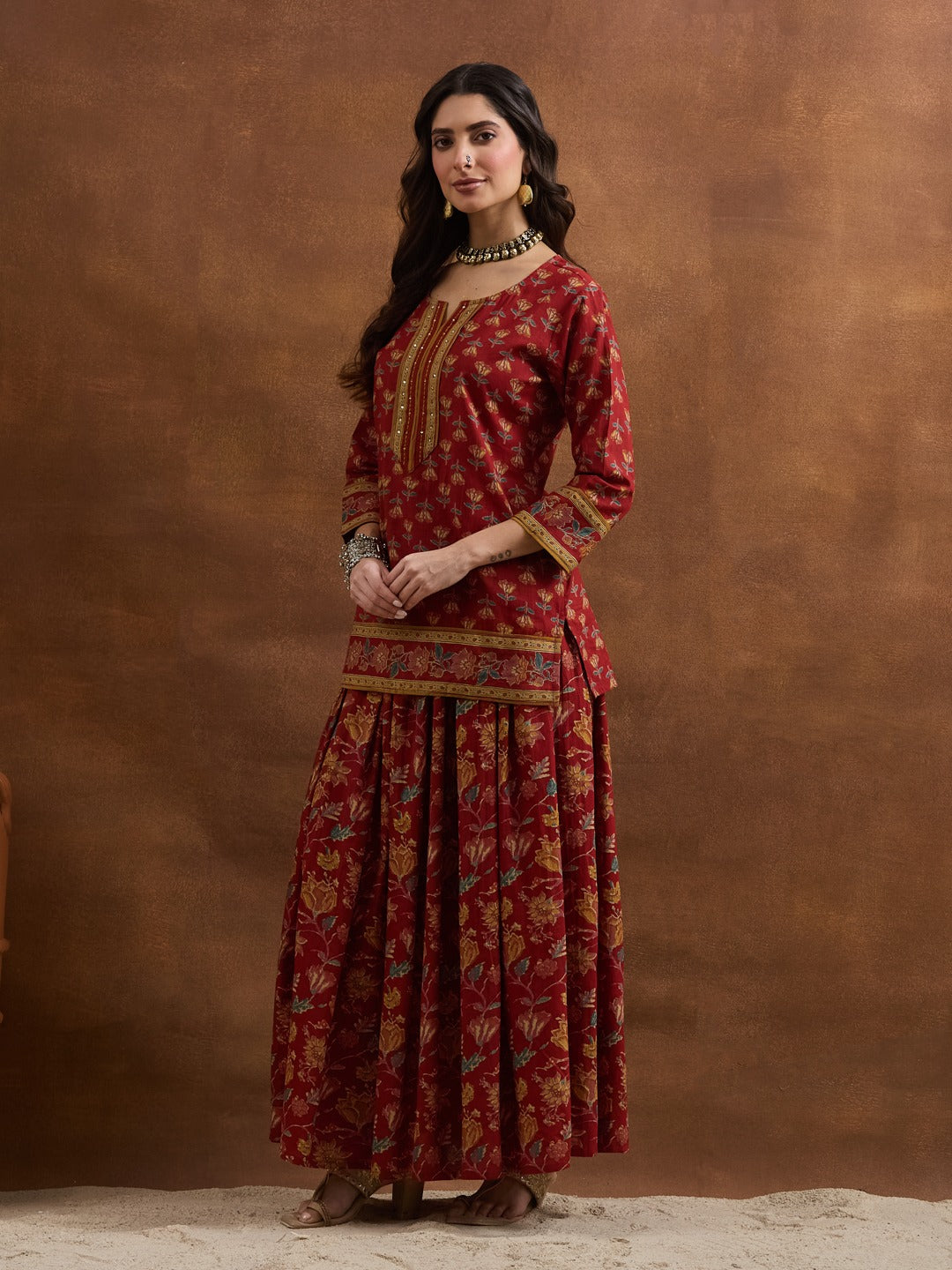 Red Floral Printed Cotton Straight Kurti Skirt & Dupatta Set