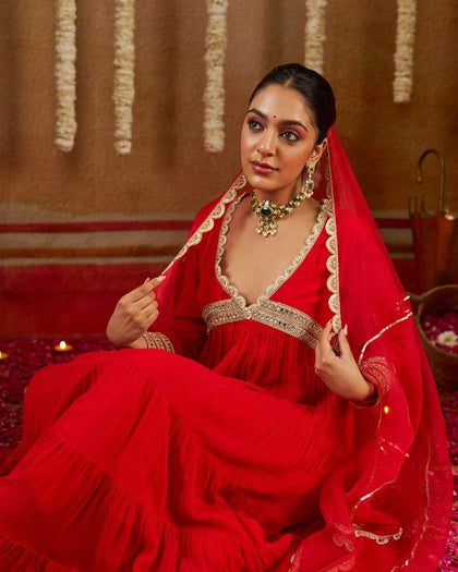 Unleash Pure Glamour: Heavy Fox Georgette Festive Gown Set with Real Mirror Lace & Dramatic 7.5+ Meter Flair