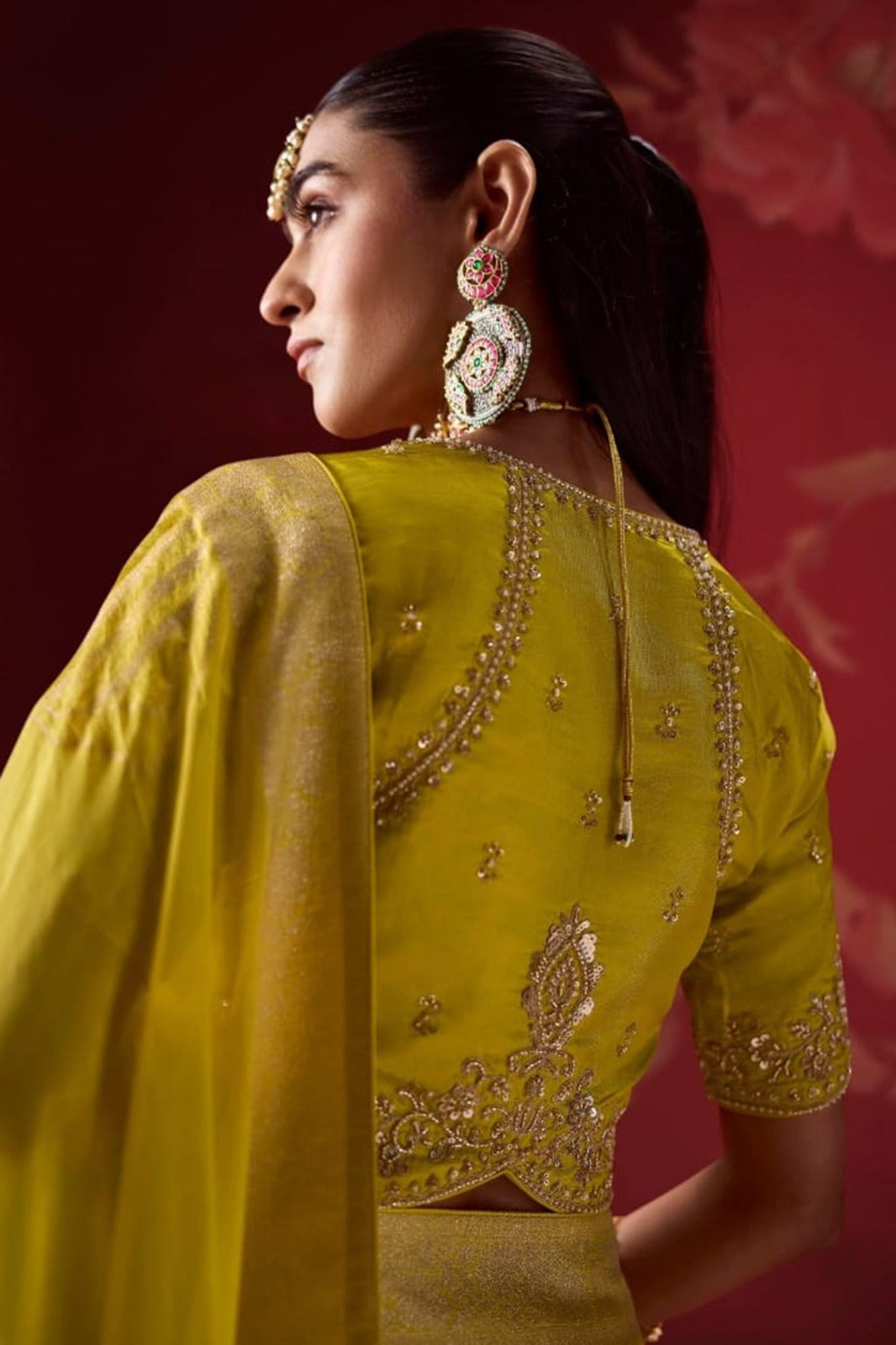 Ombré Dola Crape Silk Saree with Handcrafted Kundan Blouse