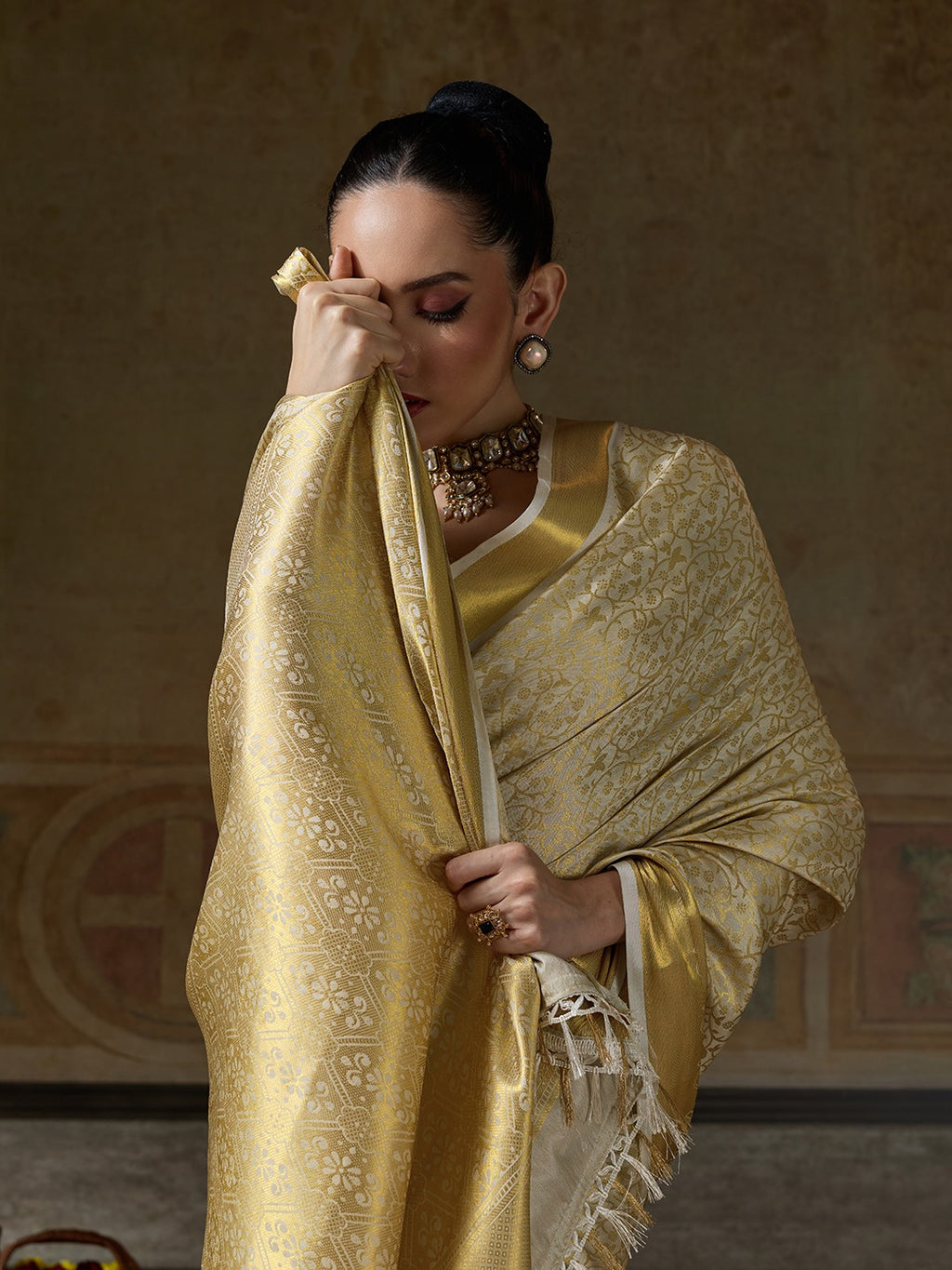 Royal Kanchivaram Silk Sarees: Pure Opulence for Weddings & Celebrations