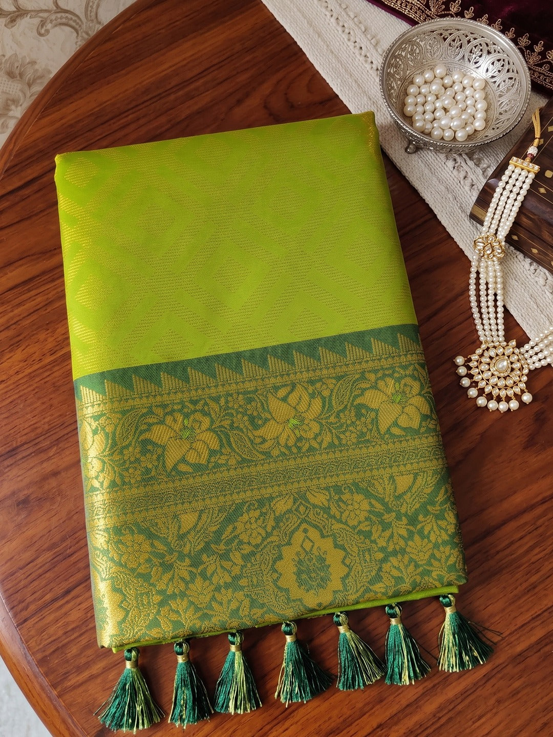 Rich Zari Woven Silk Blend Saree with Contrast Border & Designer Pallu