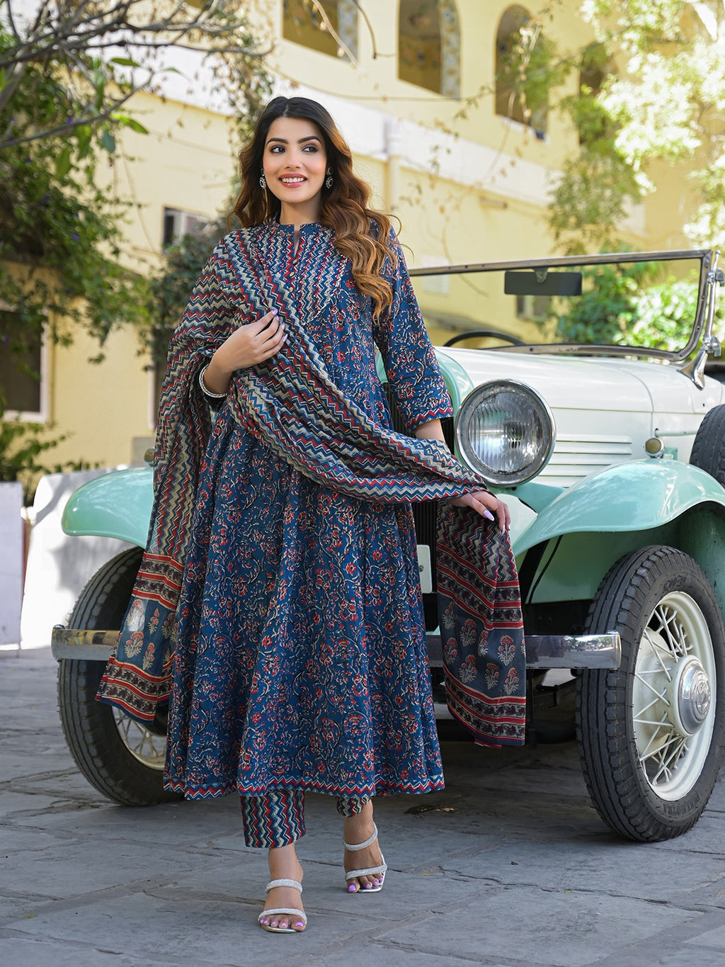 Multicolor Floral Print Kurta Pant With Dupatta
