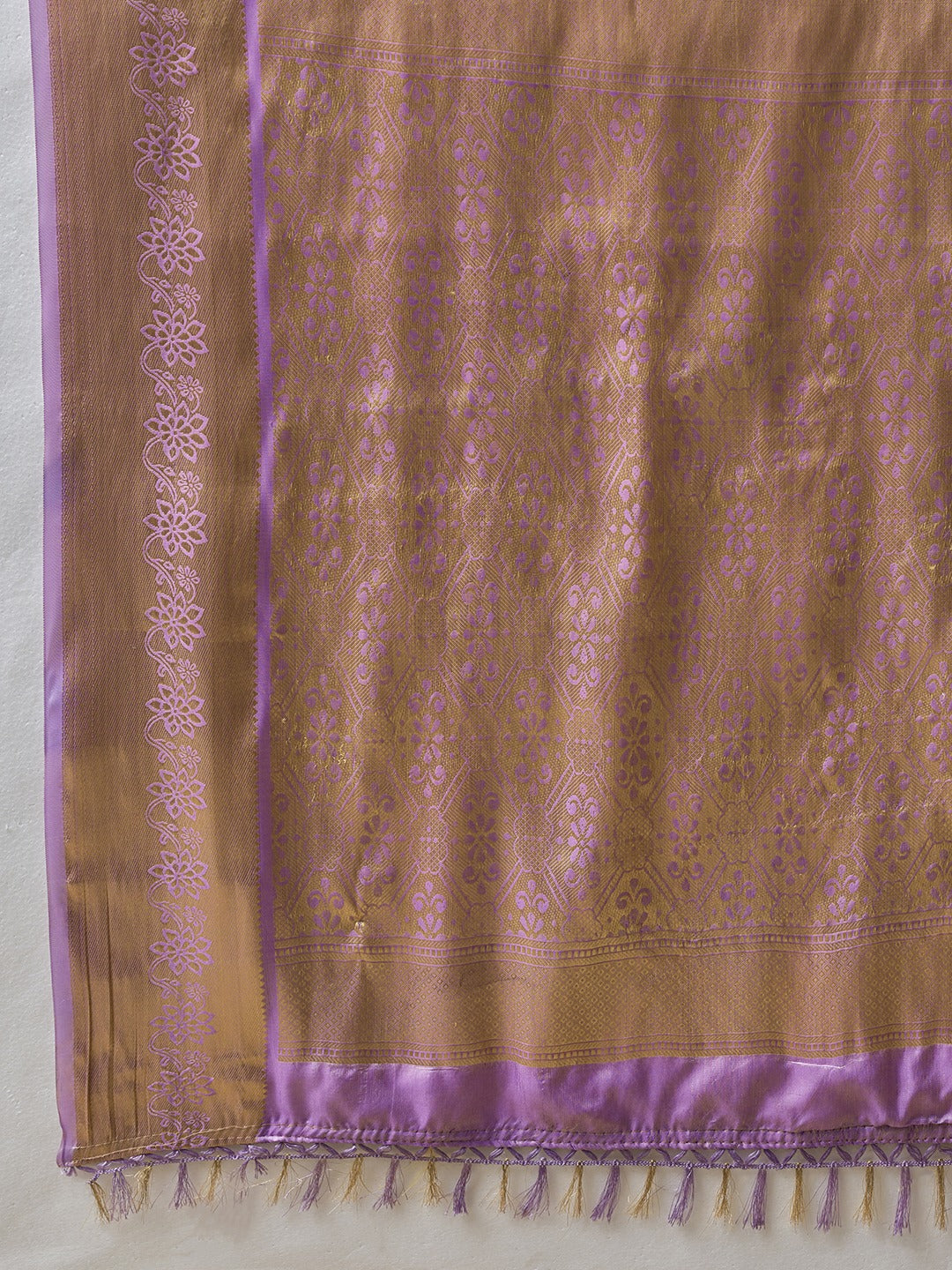Royal Kanchivaram Silk Sarees: Pure Opulence for Weddings & Celebrations