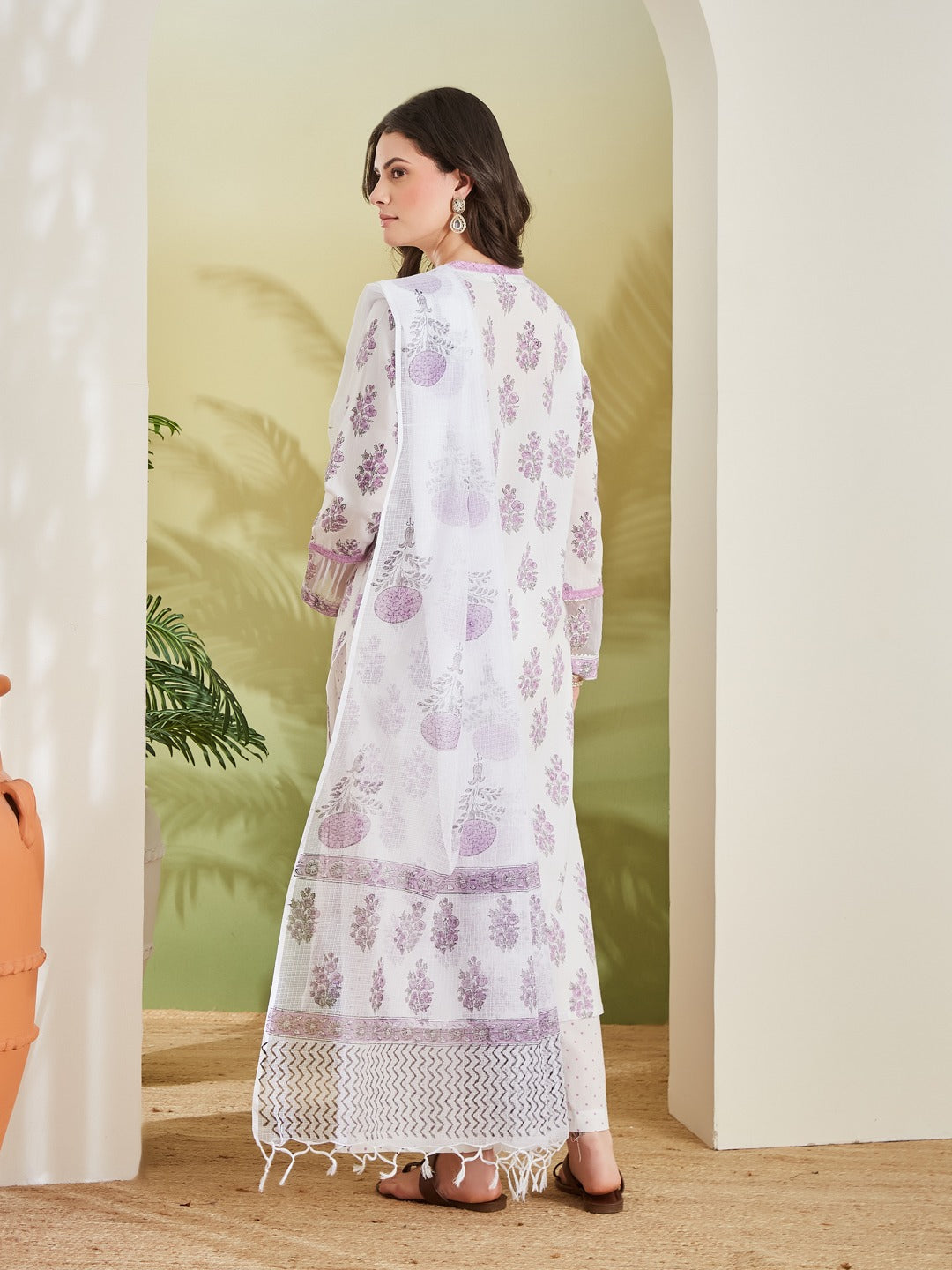 White and lavender floral printed kurta with sheer dupatta, ethnic wear for women