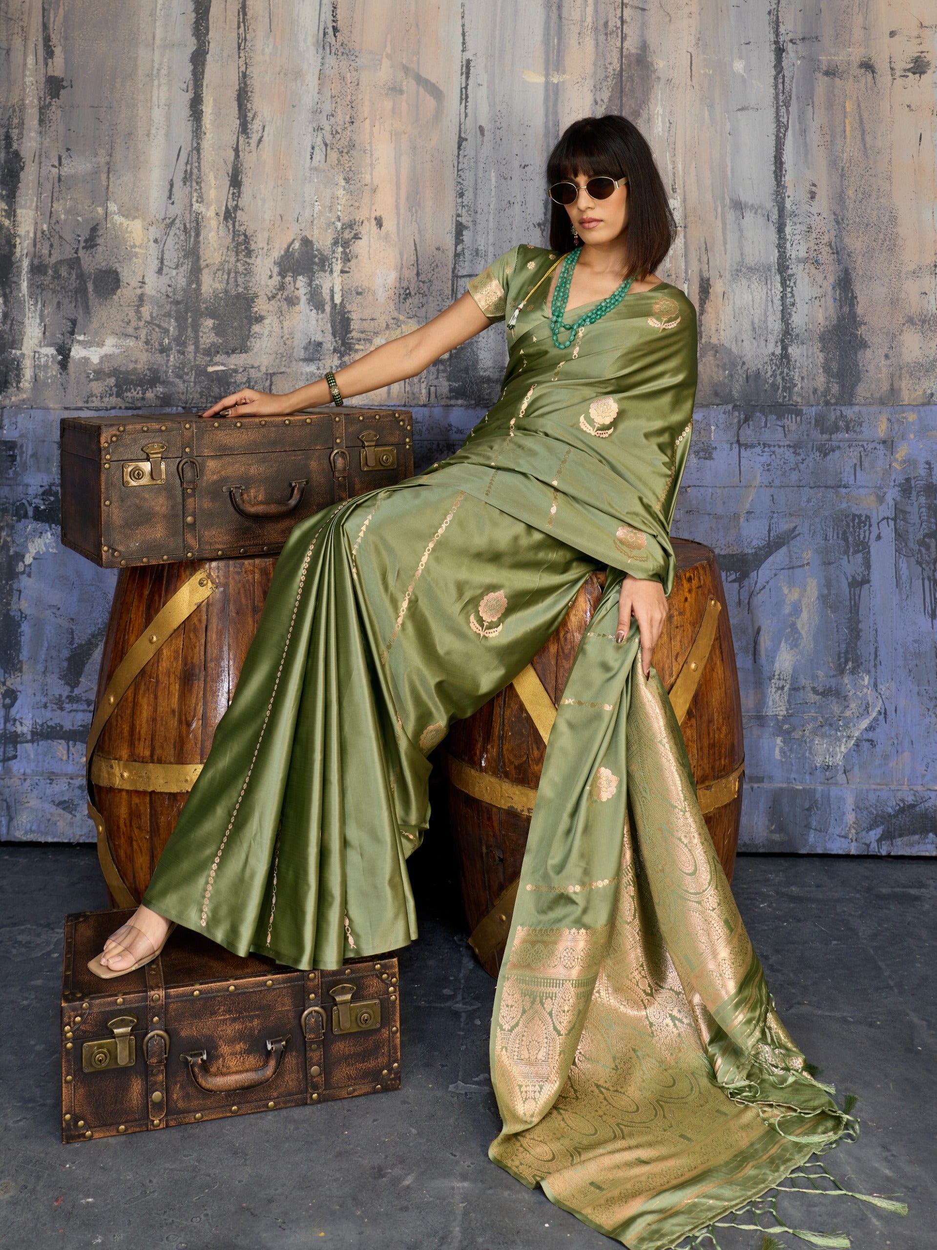 Premium Satin Handloom Weaving Saree – Elegant Festive Collection