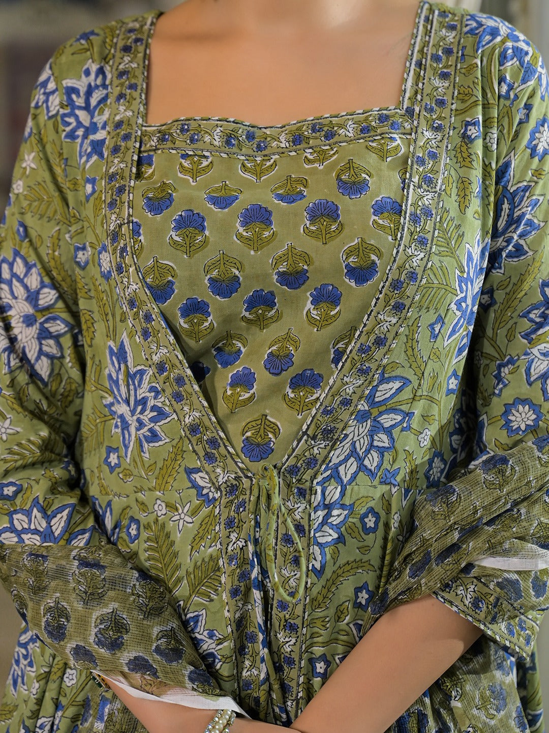 Green Hand Block Anarkali Kurta Pant With Dupatta & Jacket